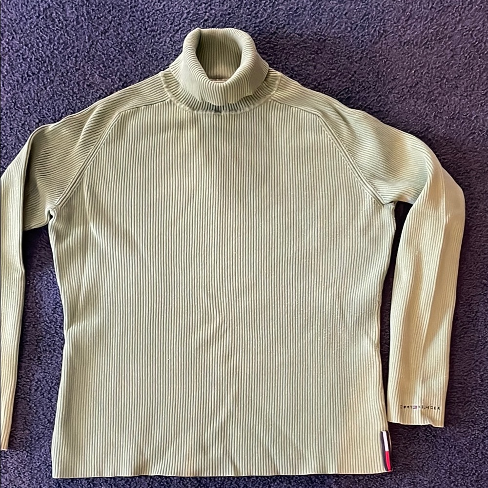 Tommy Hilfiger turtle neck